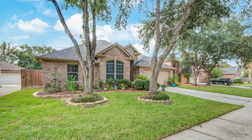 1994 Kingston Cv, League City, TX 77573