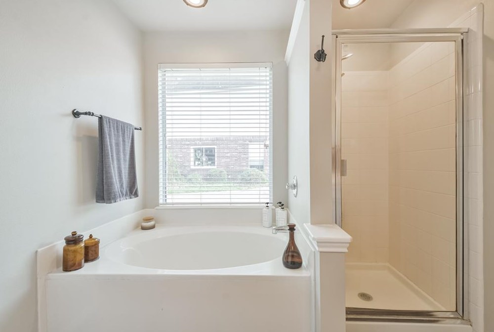 7143 Hot Crk Trce, Humble TX 77346-3097 exterior