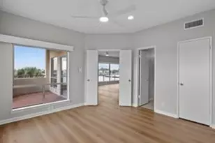 1302 Marina Bay Dr, Kemah, TX 77565 - Photo 40