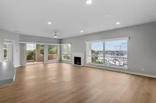 1302 Marina Bay Dr, Kemah, TX 77565 - Photo 14