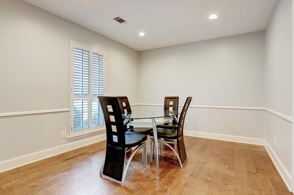 3415 Freshmeadows Dr, Houston, TX 77063