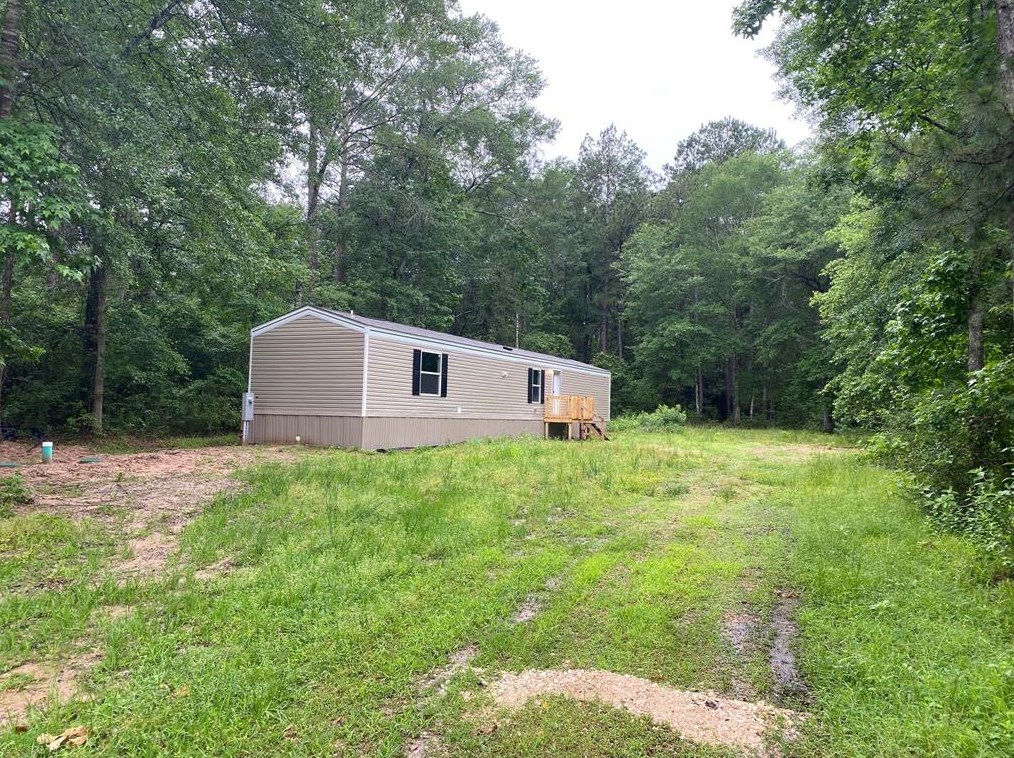 199 Marquis Ln #b, Livingston, TX 77351