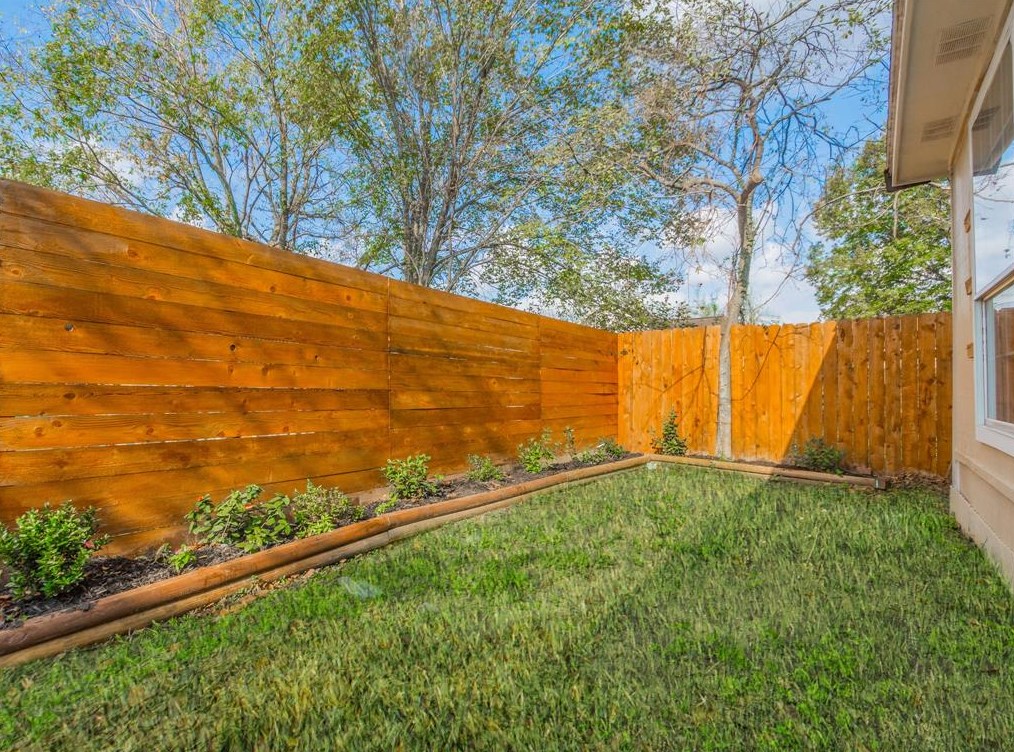 3002 Kirk St, Houston TX  77026-5865 exterior