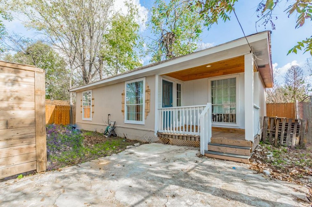 3002 Kirk St, Houston, TX 77026