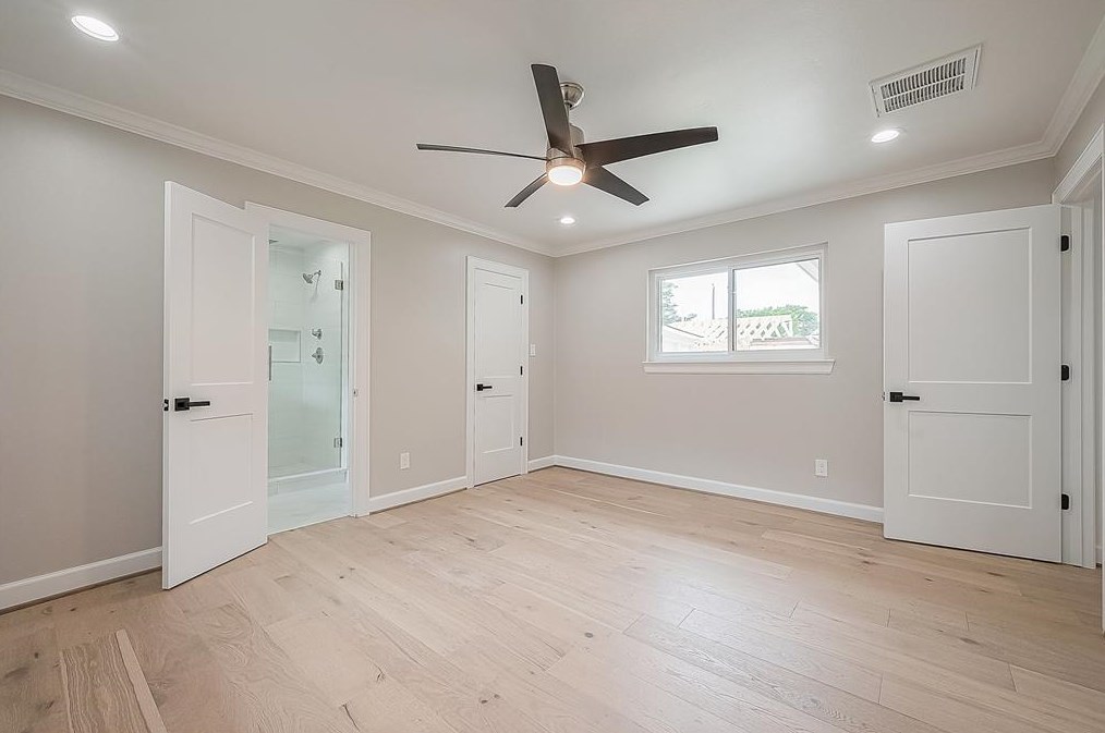 11211 Timberline, Houston TX  77043-3829 exterior