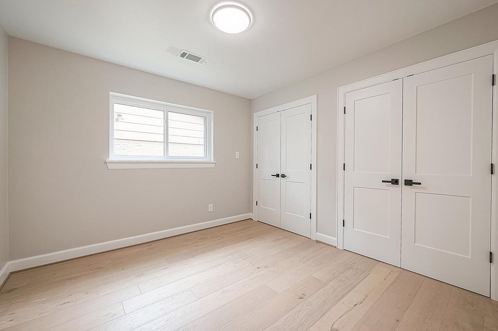 11211 Timberline, Houston TX  77043-3829 exterior