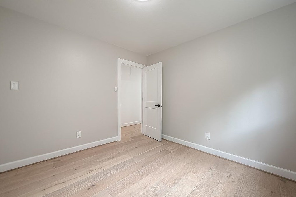 11211 Timberline, Houston TX  77043-3829 exterior