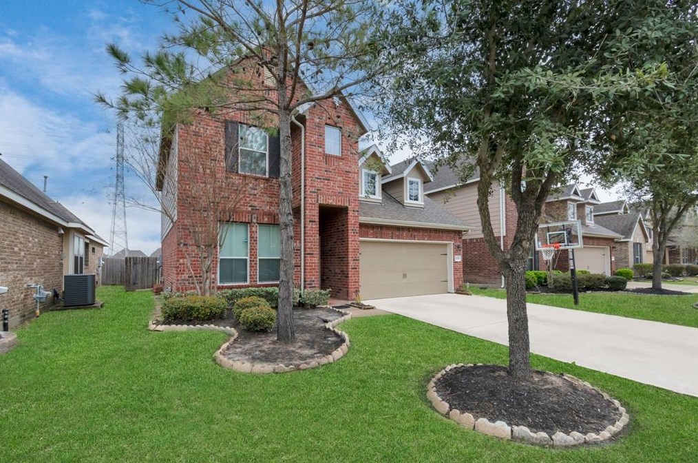 20130 Emerald Mountain Dr, Richmond, TX 77407