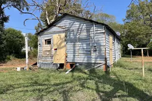 202 McNeil St, Palestine, TX 75801 - Photo 2