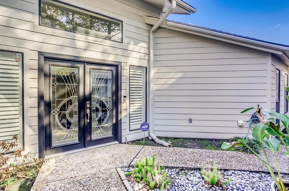 10314 Chevy Chase Dr, Houston, TX 77042