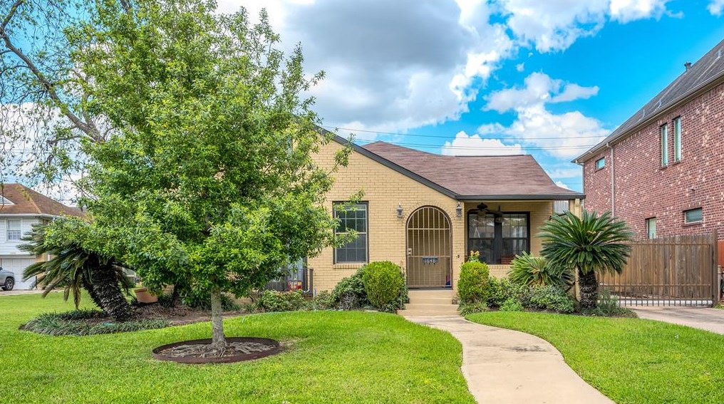 1648 Colquitt St, Houston, TX 77006