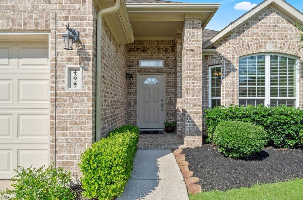 23927 Augusta Falls Ln, Spring TX  77389-4274 exterior