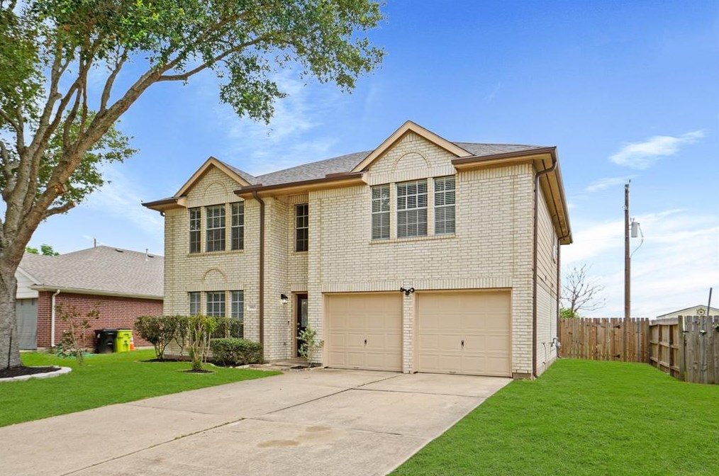 5003 E Parma Dr, Richmond, TX 77471