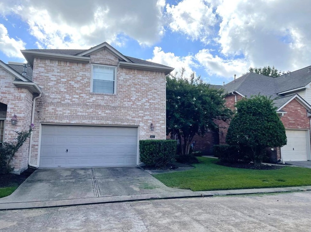 1111 Enclave Sq E, Houston, TX 77077