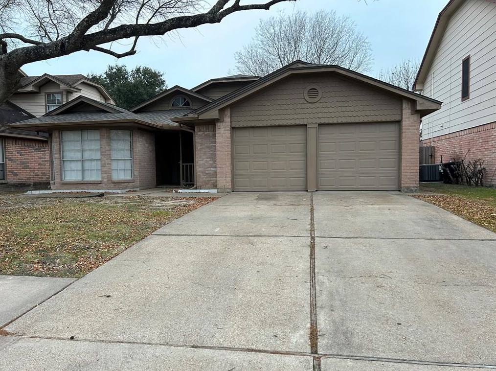 6619 Cove Lake Dr, Katy, TX 77449