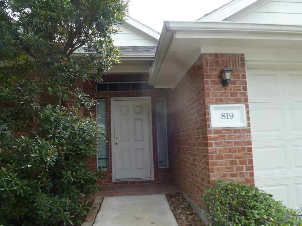 819 Northridge Terrace Ln, Spring, TX 77373-5682