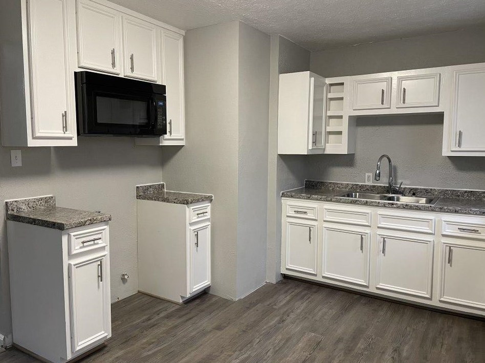 3121 Barberry Dr, Houston, TX 77051
