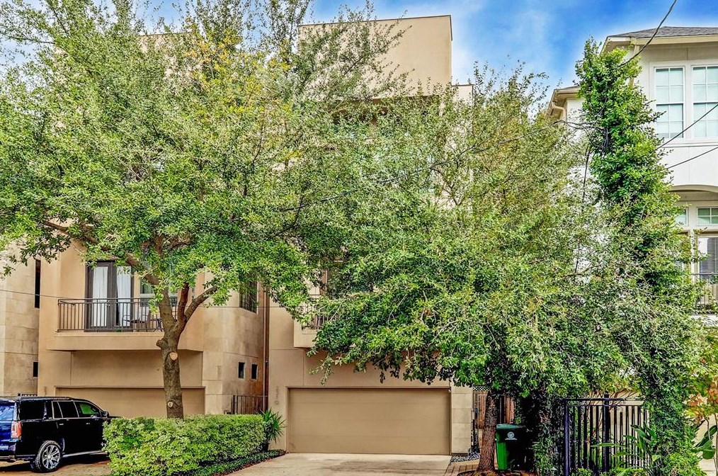 2310 Arabelle St, Houston TX  77007-1819 exterior