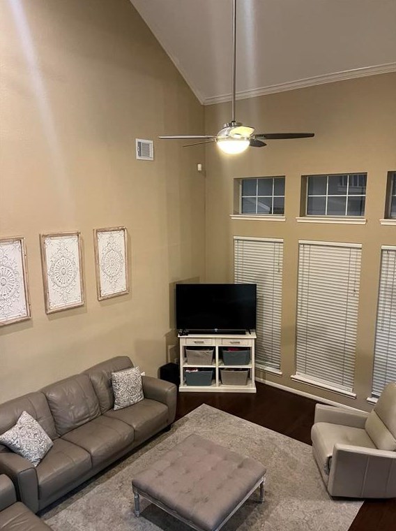7922 Scenic Canyon Ln, Houston, TX 77095