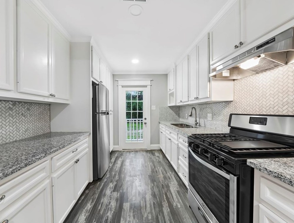 10115 Irvington Blvd, Houston, TX 77076