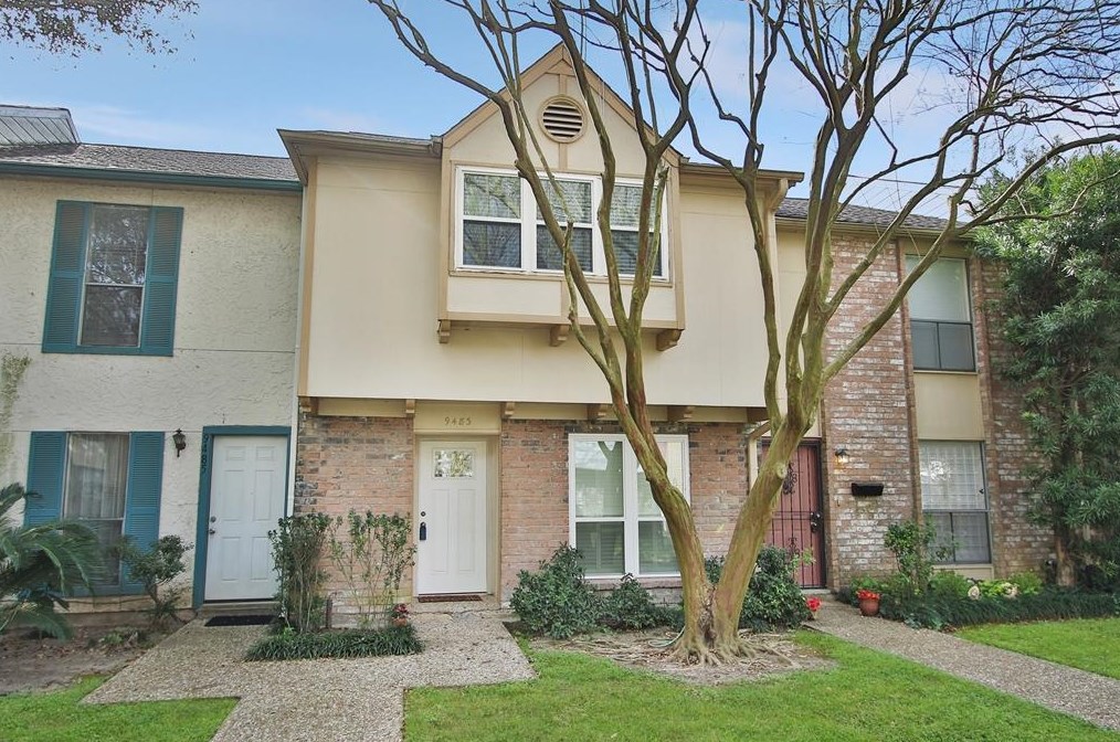 9483 Fondren Rd, Houston, TX 77074