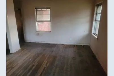 806 E 1st, Hughes Springs, TX 75656 - Photo 8