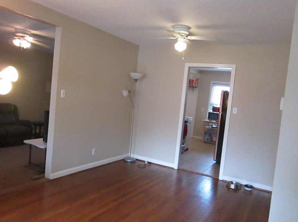 1126 Bay Oaks Rd, Houston, TX 77008