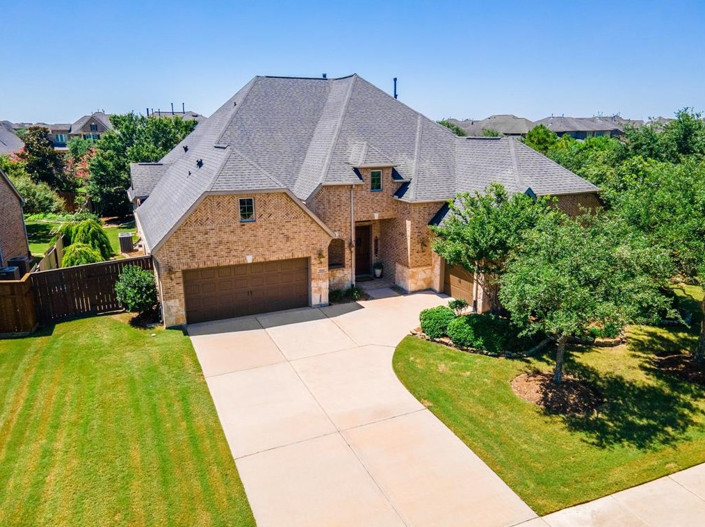 5702 Caspian Falls Ln, Fulshear, TX 77441
