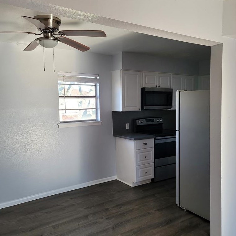 115 Strand St #5, Galveston, TX 77550