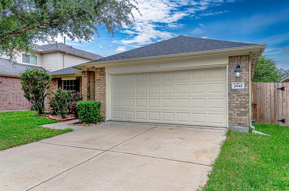 2842 Lakecrest River Dr, Katy, TX 77493