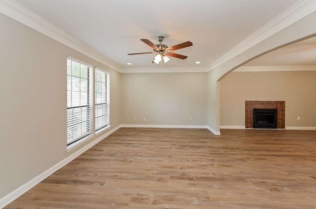 11943 Kleinfields Dr, Houston, TX 77066