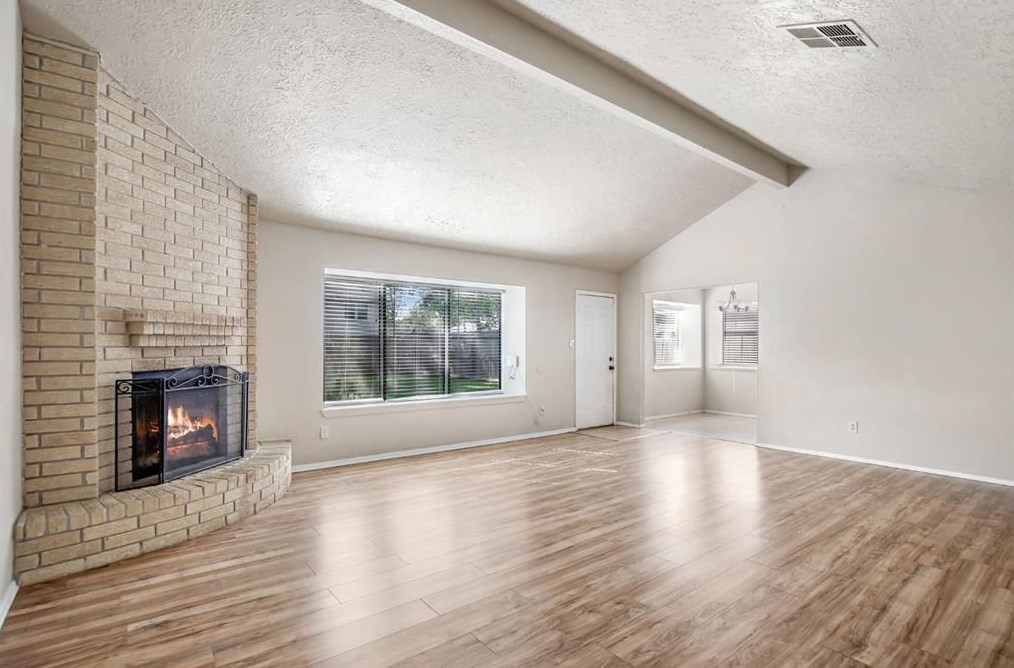 17555 S Compass Rose Circle, Crosby, TX 77532