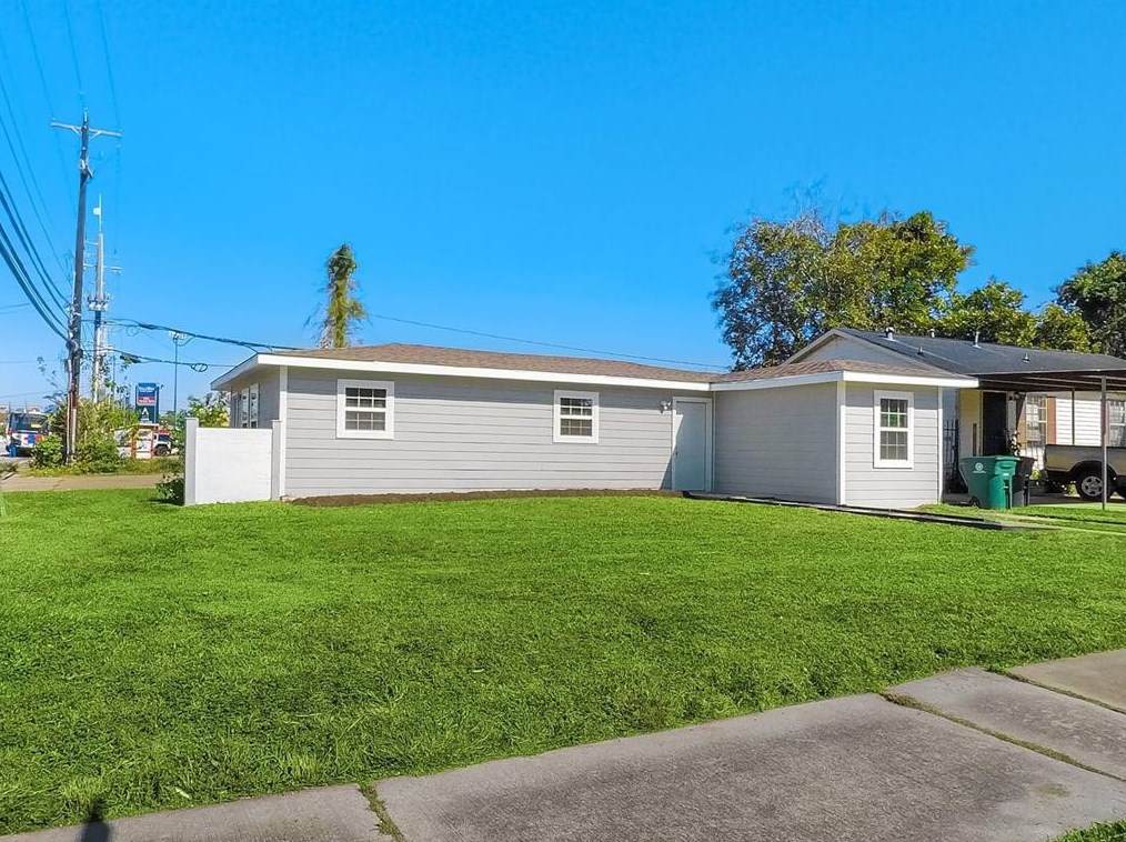 4501 Willowbrook Blvd, Houston TX  77021-3331 exterior