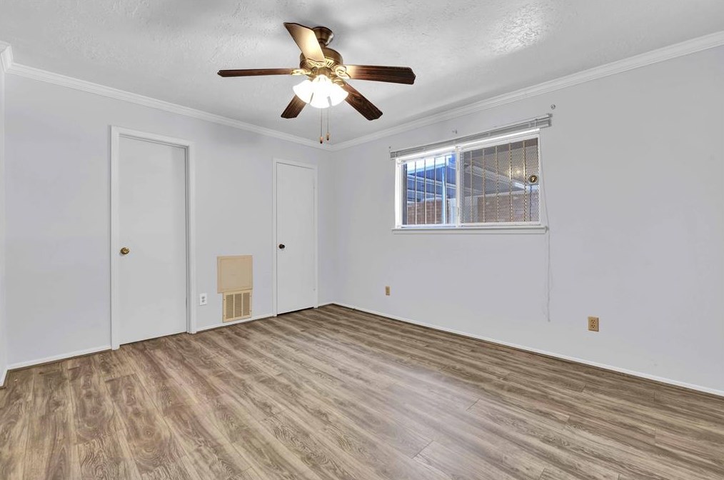 14842 Dogwood Tree St, Houston TX  77060-5038 exterior