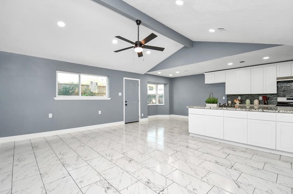 12031 Sharpcrest, Houston TX  77036-6133 exterior