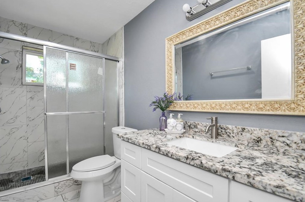 12031 Sharpcrest, Houston TX  77036-6133 exterior