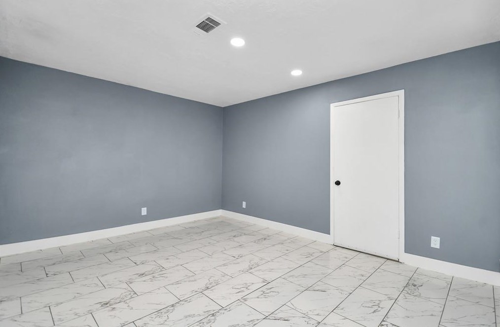 12031 Sharpcrest, Houston TX  77036-6133 exterior