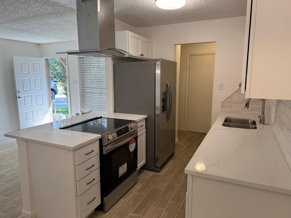 5514 Cripple Brook Ct, Houston TX  77017-5959 exterior