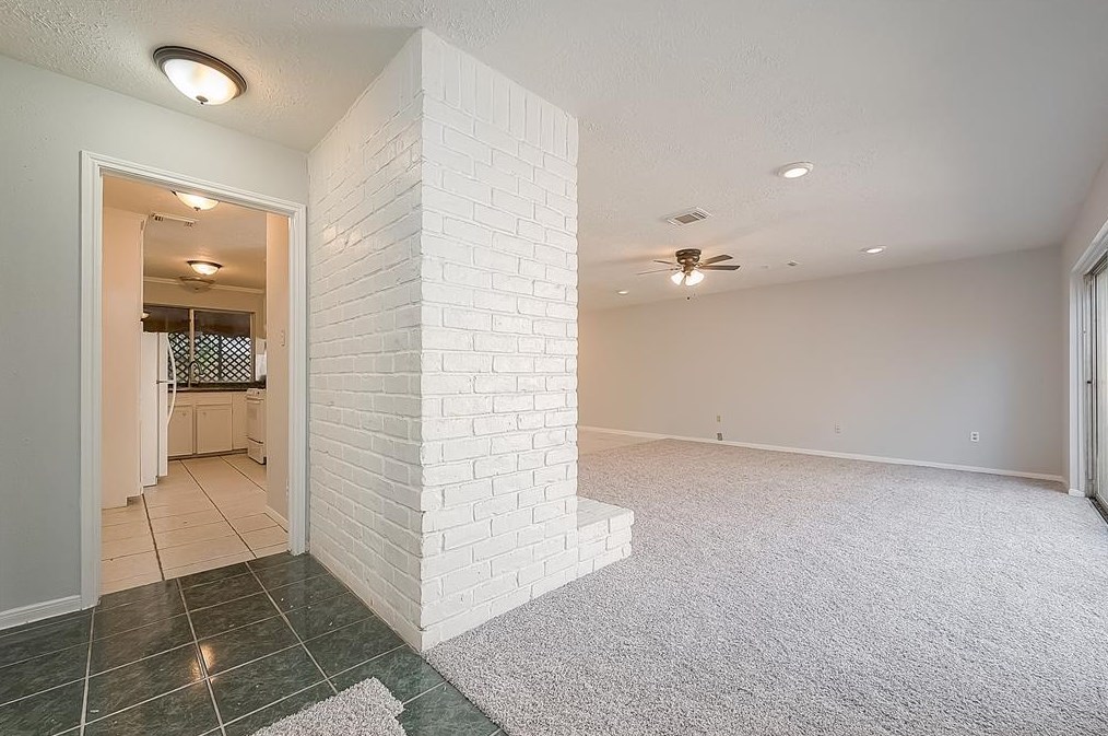 15103 Grove Gardens Dr, Houston TX  77082-4023 exterior