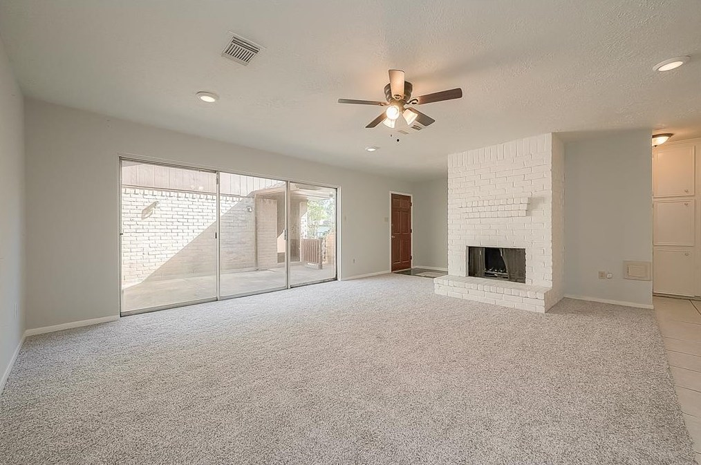 15103 Grv Gdn Dr, Houston TX  exterior