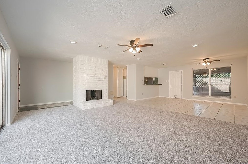 15103 Grv Gdn Dr, Houston TX  exterior