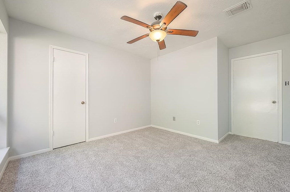 15103 Grv Gdn Dr, Houston TX  exterior