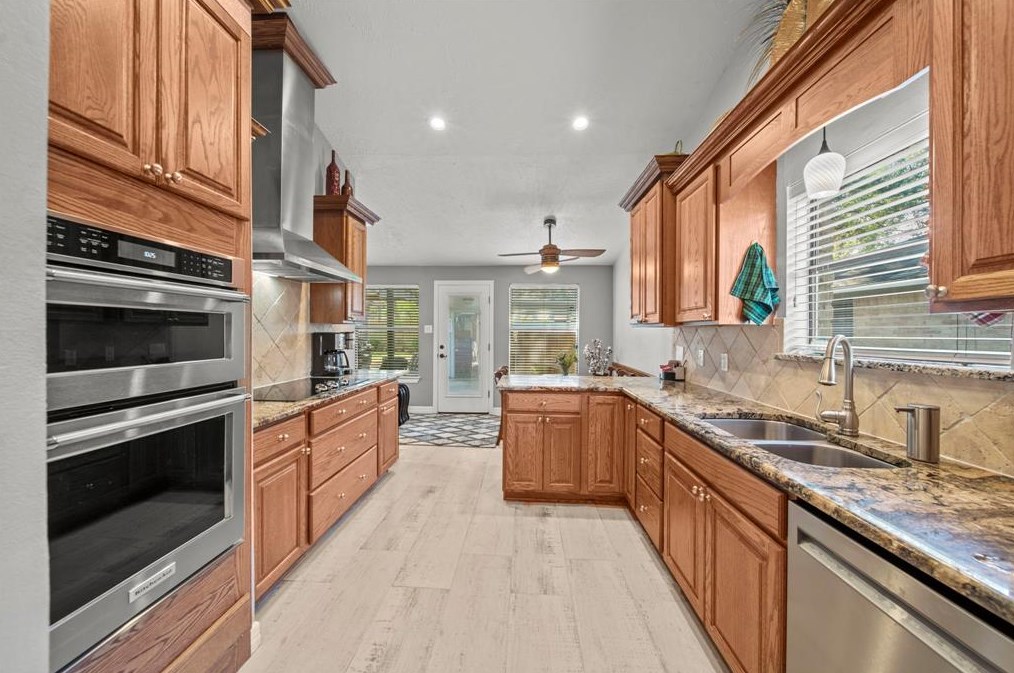 3222 Cascade Creek Dr, Humble TX 77339-1361 exterior