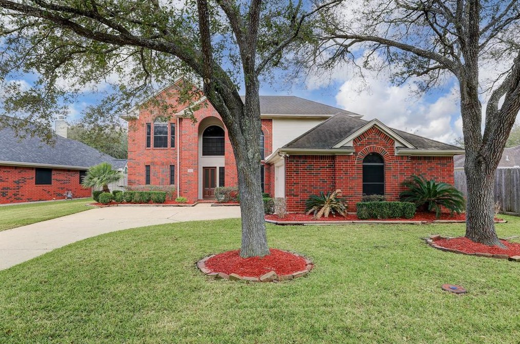 3126 Pebble Bay Dr, League City, TX 77573