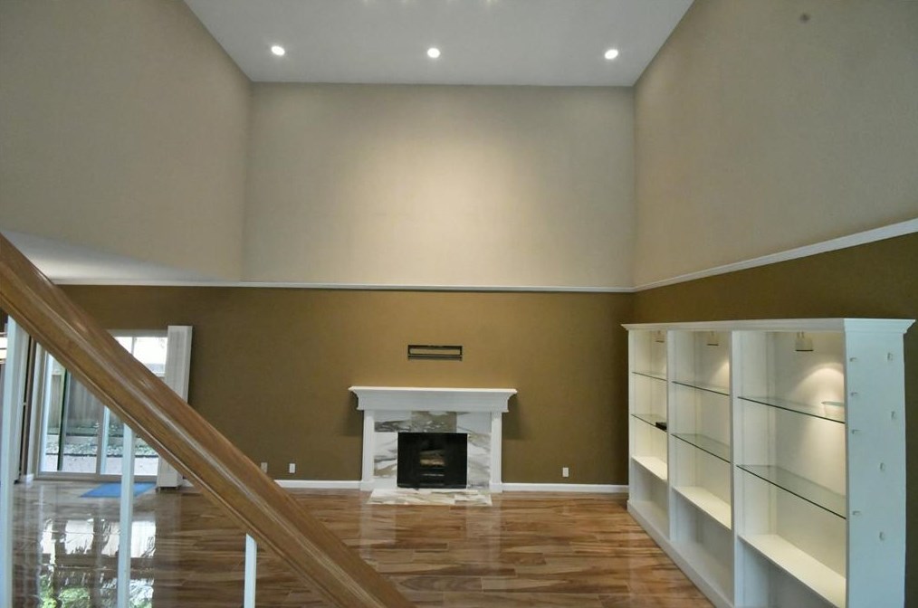 2323 Augusta Dr #40, Houston, TX 77057