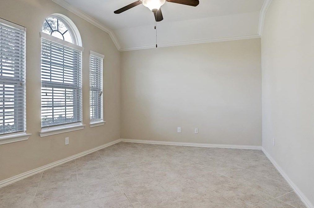 1519 Tyler Pt Ln, Houston TX  77089-1453 exterior