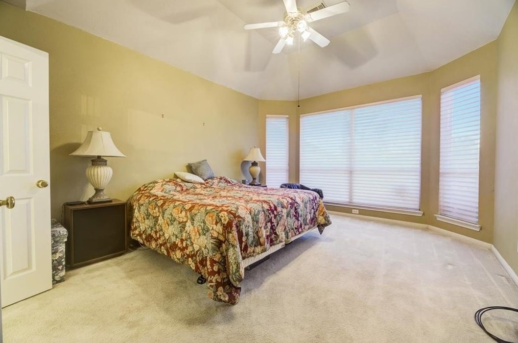 9102 Sunny Rdg Dr, Houston TX  77095-6519 exterior