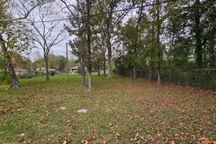 5919 Woodview Dr, Houston, TX 77396 - Photo 8