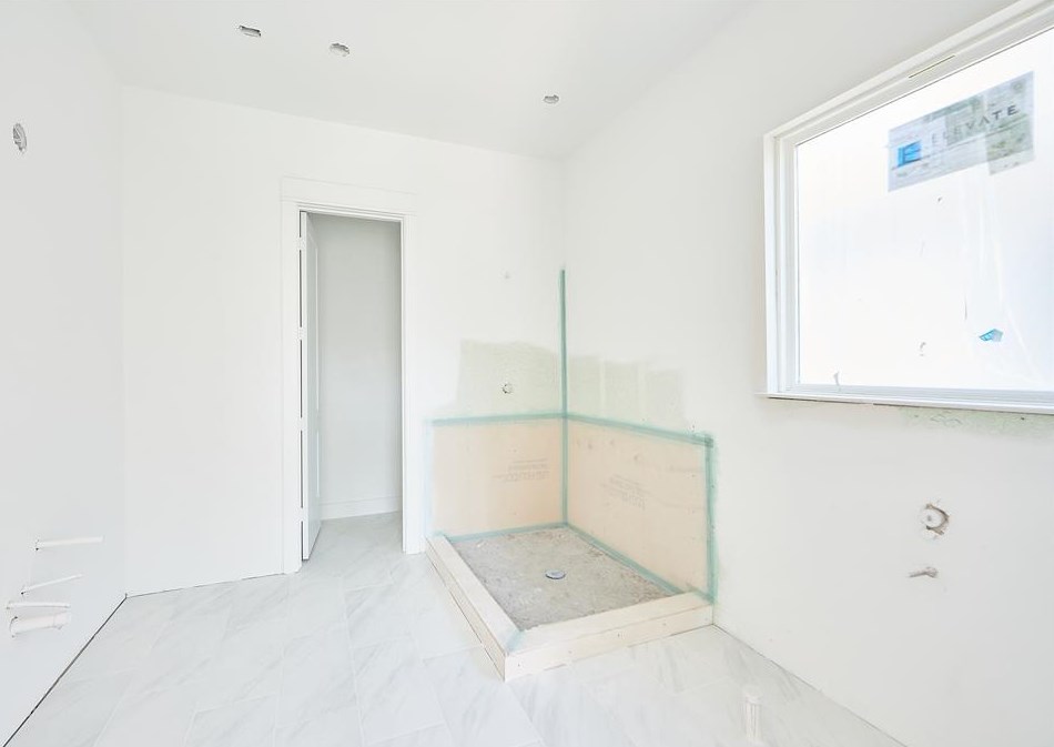 1525 Baggett Ln, Houston TX 77055-5020 exterior