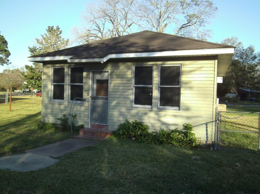 3112 Iola St, Houston TX  77017-2334 exterior